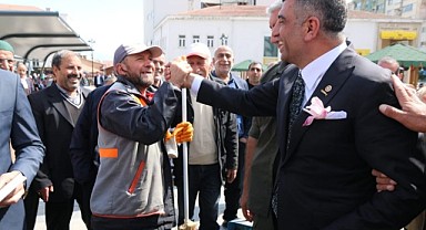 CHP’li Erol’a Vatandaşlardan Yoğun İlgi