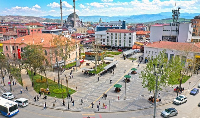 Şehir Otoparkları Yoğun İlgi Görüyor