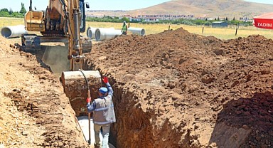 Altyapı Yenileme Çalışmaları Sürüyor