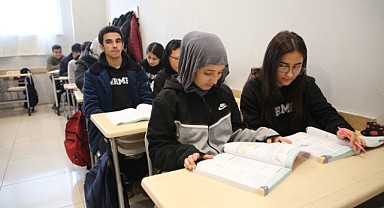 Belediyenin, Gençlere Desteği Sürüyor