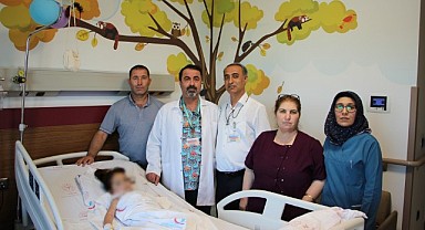 Üzerinden İki Kez Pikap Geçen Çocuk Yaşama Tutundu