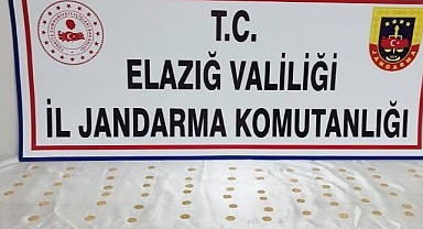 Jandarma’dan Tarihi Eser Operasyonu: 70 Adet Altın Sikke Ele Geçirildi