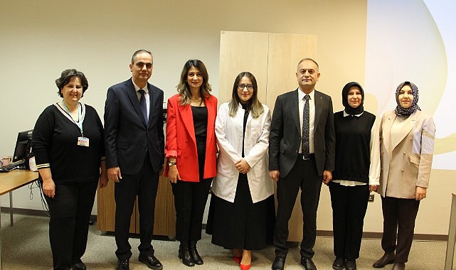 Elazığ Fethi Sekin Şehir Hastanesi İlk Uzman Doktorunu Mezun Etti