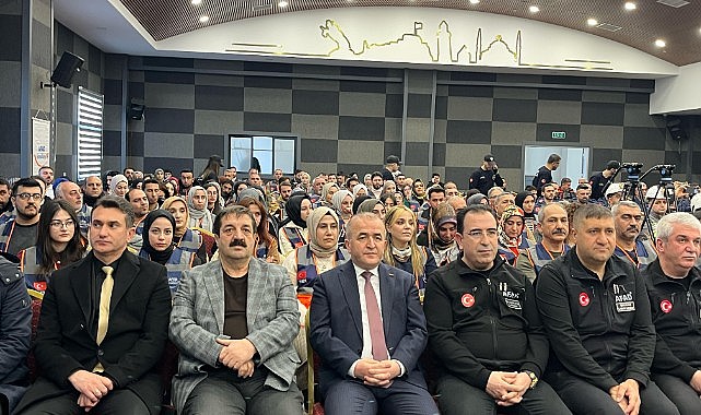 Elazığ'ın Arama Kurtarma Timleri Sertifikalarını Aldı