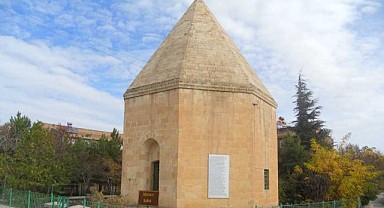 Harput’un En Eski Türbelerinden Biri: Mansur Baba Türbesi