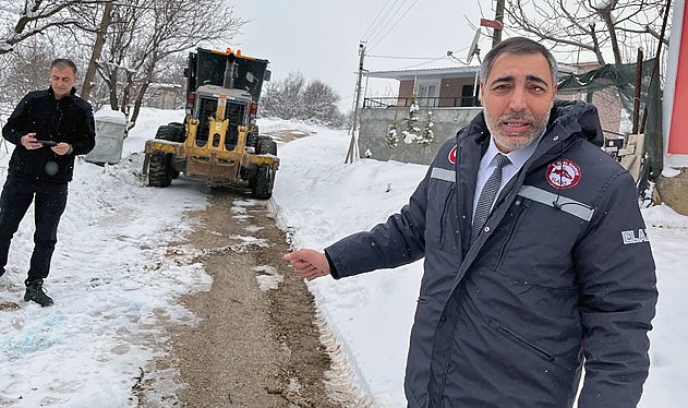 İl Genel Meclisi Başkanı Çelik Kar Kış Demeden Sahada