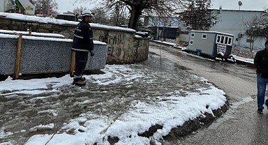 Elazığ’da Kar Yağışı Sanayi Sitesini Karanlıkta Bıraktı