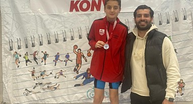 Elazığ İl Özel İdaresi Yüzme Takımından Büyük Başarı