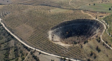 Meteor mu Düştü, Obruk mu Oluştu?
