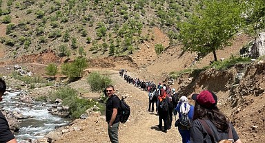 Karanlık Dere Kanyonu’nda Ters Lale İçin Doğa Yürüyüşü Düzenlendi