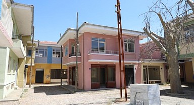Başkan Şerifoğulları, Seksenler Sokağı’nı Elazığ’a Yeniden Kazandırıyor