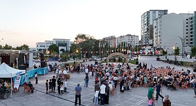 Elazığ Belediyesi’nden, gezici tiyatro şenliği