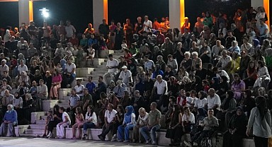 Konserler Doludizgin Sürüyor
