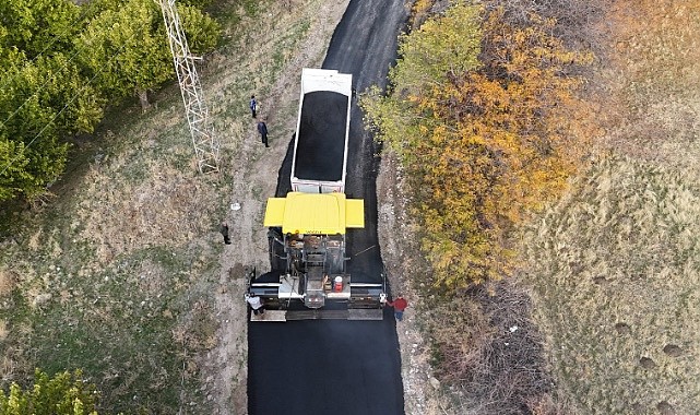 Elazığ İl Özel İdaresi’nin BSK Asfalt Çalışmaları Sürüyor
