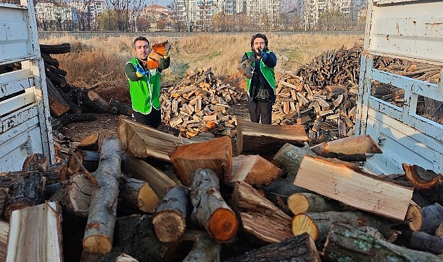 Elazığ İHH’dan 300 Aileye Yakacak Yardımı