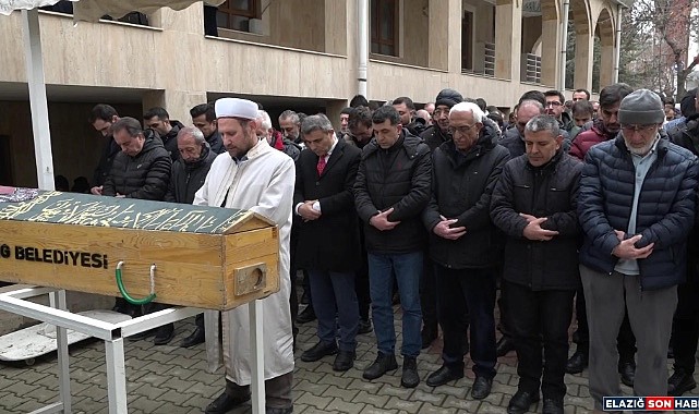 Merve Sayın Sevenlerinin Gözyaşlarıyla Toprağa Verildi