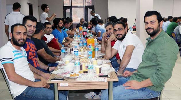 BAŞKAN YAŞLI’DAN İLÇE HALKINA İFTAR
