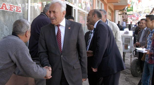 CHP ADAYLARI, MADEN VE GEZİN HALKIYLA KUCAKLAŞTI