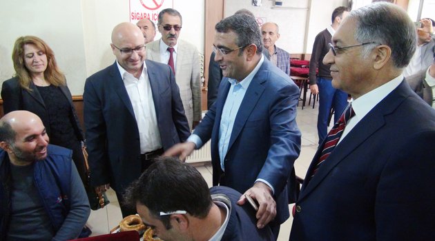 CHP'li TANRIKULU: YAYIN YASAĞI İKTİDARIN AYIPLARINI KAPATMAK İÇİN KONULDU