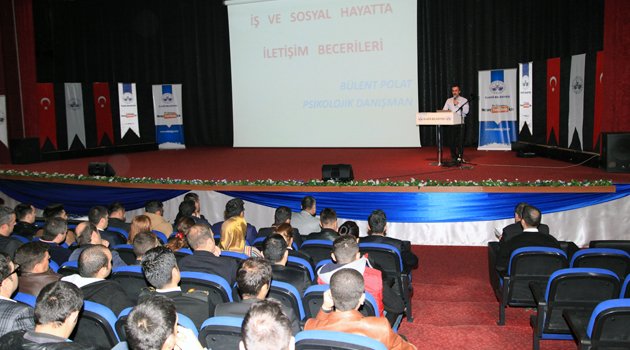 ELAZIĞ BELEDİYESİ’NDEN GÜVENLİK GÖREVLİLERİNE İLETİŞİM EĞİTİMİ