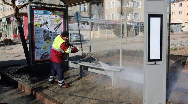ELAZIĞ BELEDİYESİ TEMİZLİK ÇALIŞMALARINI SÜRDÜRÜYOR