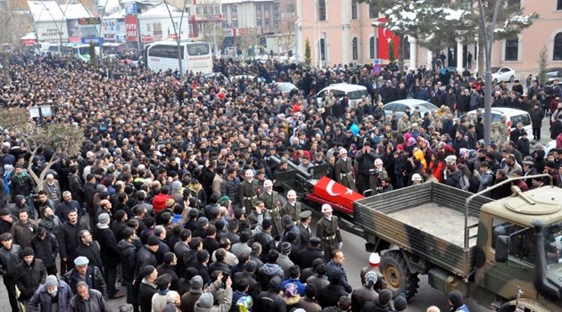 ELAZIĞ ŞEHİDİNİ UĞURLADI