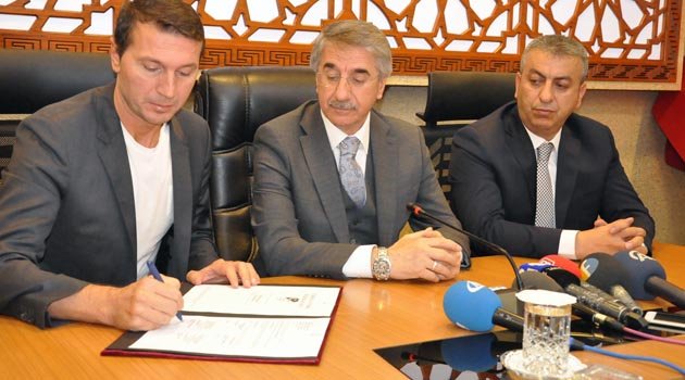 ELAZIĞSPOR’DA BAYRAM