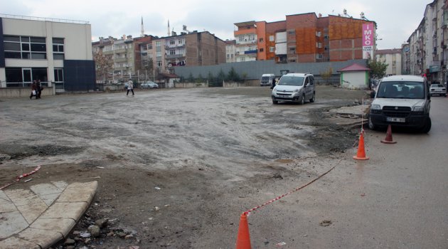 Otopark mı Oluyor?