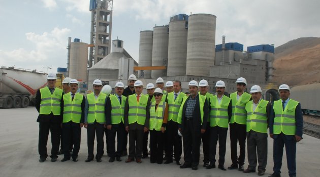 Seza Çimento Fabrikası, Esnaf Oda Başkanları İle Ticaret İl Müdürü’nü Ağırladı