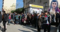 LİSELİLER ARKADAŞLARINI SON YOLCULUĞUNDA YALNIZ BIRAKMADILAR