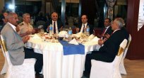 VALİ MURAT ZORLUOĞLU KÖY KORUCULARIYLA İFTARDA BULUŞTU