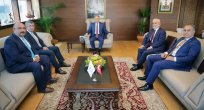 BAKAN ELAZIĞ’A STADYUM YAPIMI İÇİN HEYET GÖNDERDİ