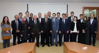 BAŞARILI DOKTORLAR ÖDÜLLENDİRİLDİ