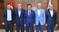 BAŞKAN DUMANDAĞ DİYARBAKIR VALİSİ GÜZELOĞLU’NU ZİYARET ETTİ.