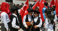 Ertelenen 23 Nisan Bayramı Kutlandı