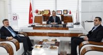 GÜRGÖZE İŞ DÜNYASINI AK PARTİ KONGRESİNE DAVET ETTİ