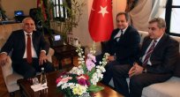 İLHAN AİLESİNDEN VALİ ZORLUOĞLU’NA TEŞEKKÜR ZİYARETİ