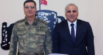 KORGENERAL YAŞAR’DAN VALİ ZORLUOĞLU’NA ZİYARET