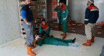 KOVANCILAR'DA ÇATI ÇÖKTÜ 4 KİŞİ YARALANDI