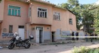Metruk Binada Ceset Bulundu