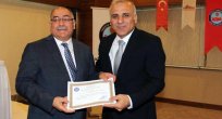 MÜLKİ İDARE AMİRLERİ SERTİFİKALARINI ALDILAR