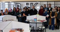 ÖZEL İDAREDEN ÇAKIRKAŞ KÖYÜ BEŞİKTAŞ İLKOKULUNA KİTAP DESTEĞİ
