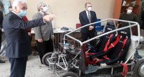 Rektör Göktaş, Üniversitede Üretilen Elektrikli Aracı İnceledi