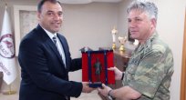 TUĞGENERAL VEDAT ÇOLAK VALİ ÇETİN OKTAY KALDIRIM’I ZİYARET ETTİ