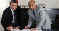 Tuhafiyeciler ile Göz Hastanesi Arasında Mukavele İmzalandı