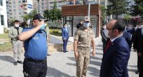 Vali yırık;