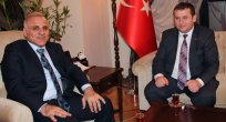 VALİ ZORLUOĞLU İSTANBUL’DAN GELEN MUHTARLARI AĞIRLADI