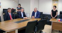 VALİ ZORLUOĞLU METEOROLOJİ MÜDÜRLÜĞÜNÜ ZİYARET ETTİ