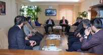 VALİ ZORLUOĞLU’NDAN AK PARTİ’YE ZİYARET