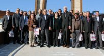 VALİ ZORLUOĞLU ŞEHİT VE GAZİ DERNEKLERİ YÖNETİCİLERİYLE BULUŞTU
